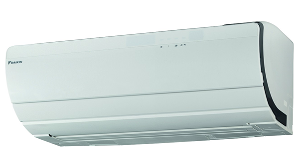 DAIKIN Ururu-Sarara z montažo